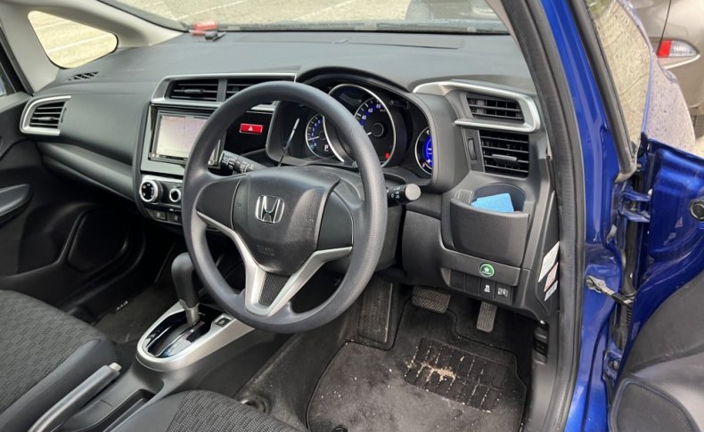 HONDA FIT 13G F Package 2013