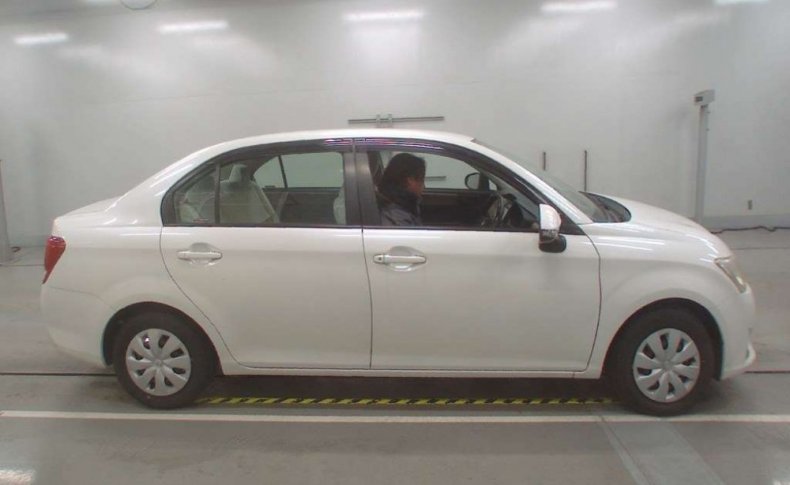 TOYOTA COROLLA AXIO 1.3X 2013