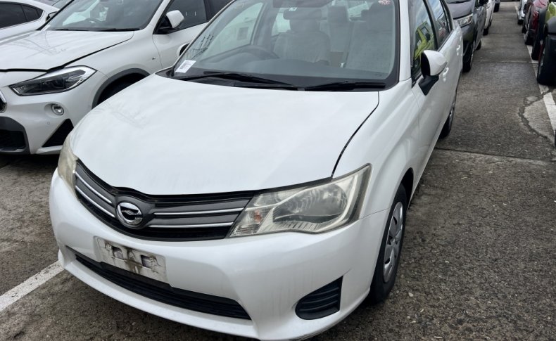 TOYOTA COROLLA AXIO 1.3X 2013
