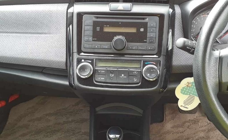 TOYOTA COROLLA AXIO 1.3X G Edition 2013
