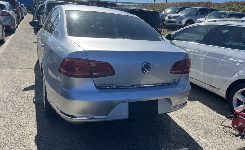 VOLKSWAGEN PASSAT TSI Highline 2011
