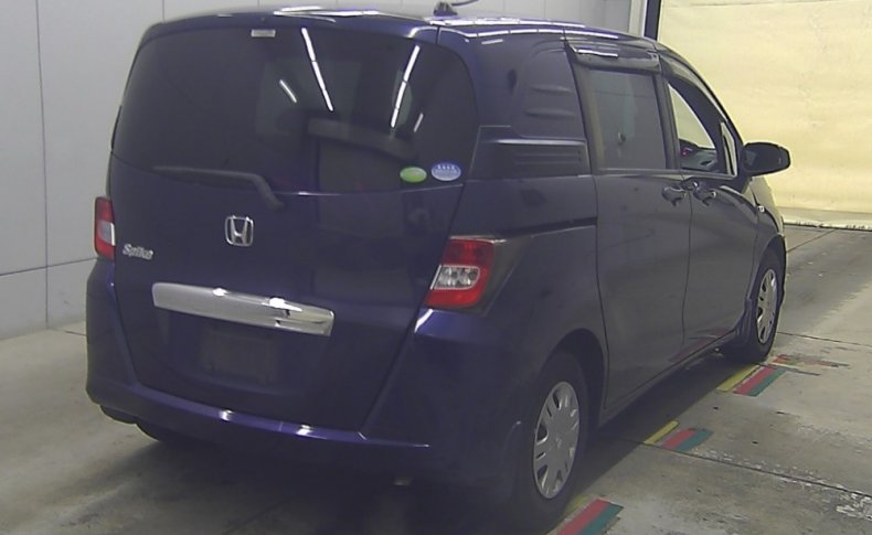 HONDA FREED SPIKE G Just Selection 2011