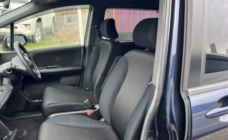 HONDA FREED SPIKE G Just Selection 2011