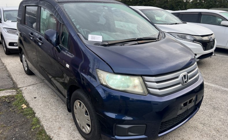 HONDA FREED SPIKE G Just Selection 2011