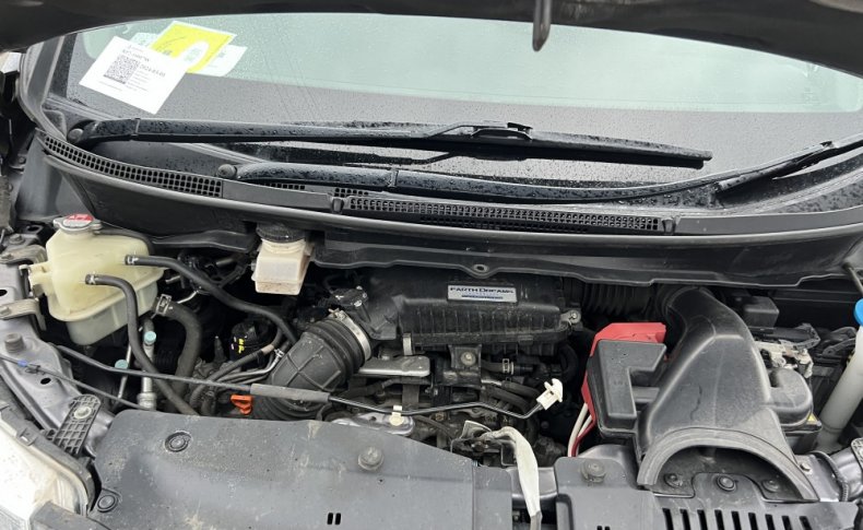 HONDA STEPWGN 4WD G 7seats 2015
