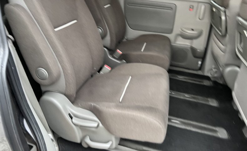 HONDA STEPWGN 4WD G 7seats 2015
