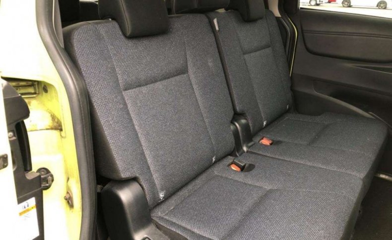 TOYOTA SIENTA X 2015