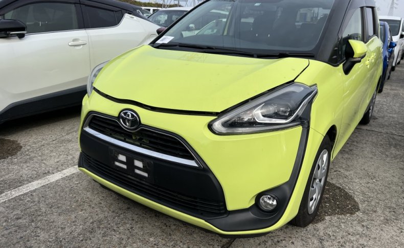 TOYOTA SIENTA X 2015