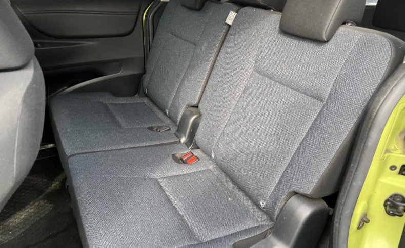 TOYOTA SIENTA X 2015