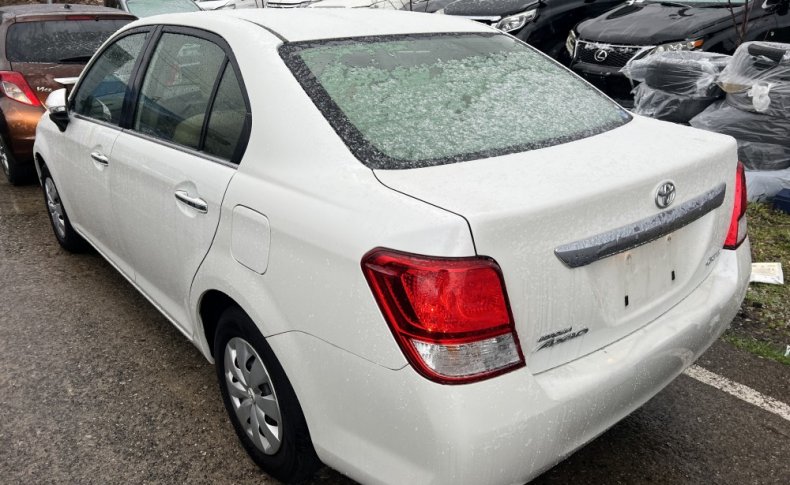 TOYOTA COROLLA AXIO 1.3X G Edition 2012