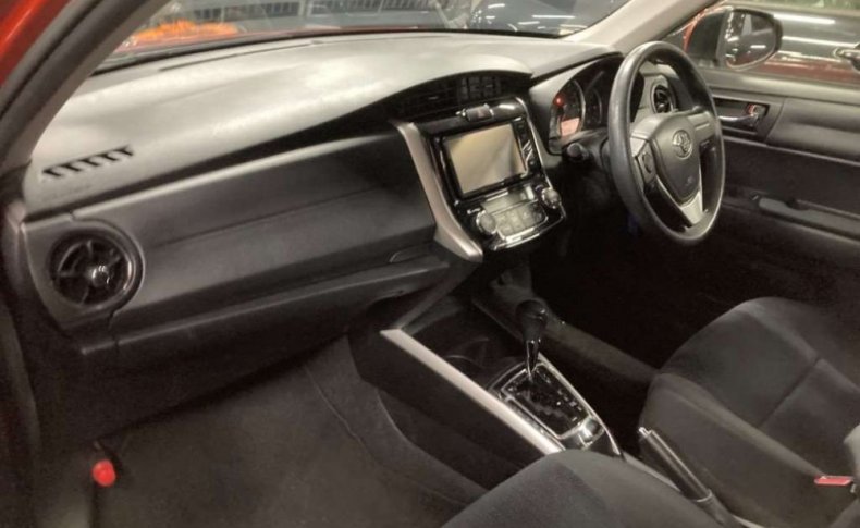 TOYOTA COROLLA FIELDER 1.5 G 2015