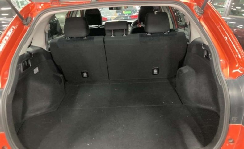 TOYOTA COROLLA FIELDER 1.5 G 2015
