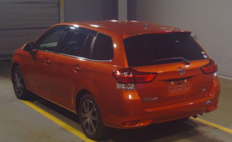 TOYOTA COROLLA FIELDER 1.5 G 2015