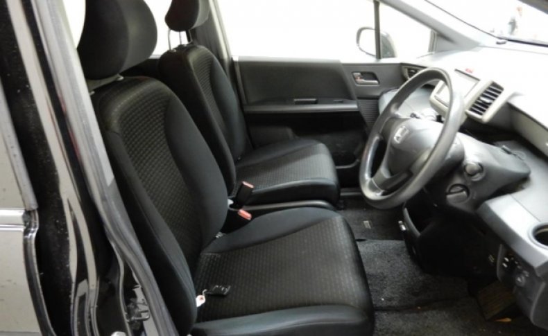 HONDA FREED SPIKE G Just Selection 2010