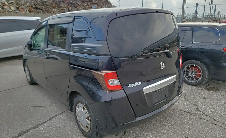 HONDA FREED SPIKE G Just Selection 2010