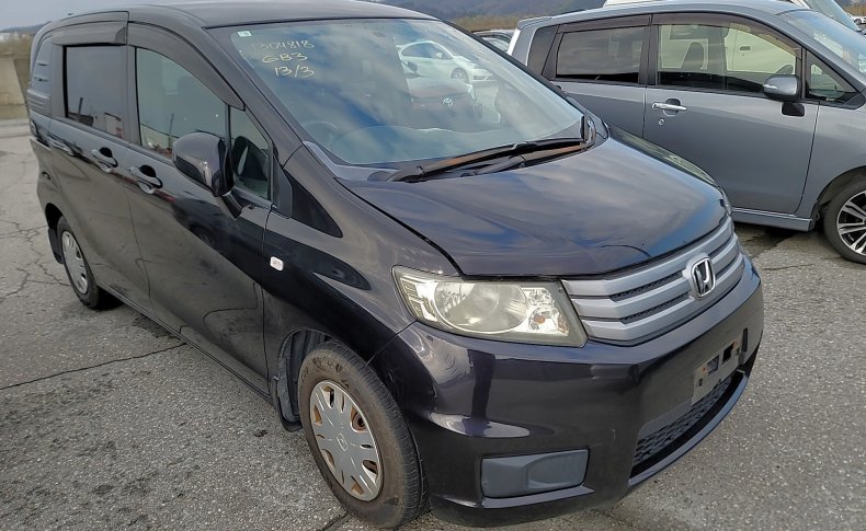 HONDA FREED SPIKE G Just Selection 2010