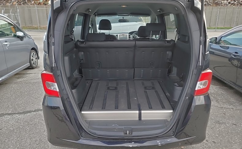 HONDA FREED SPIKE G Just Selection 2010