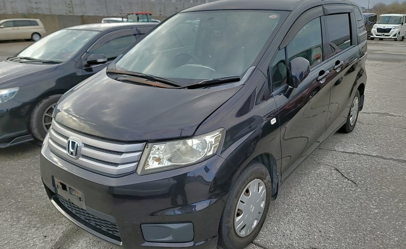 HONDA FREED SPIKE G Just Selection 2010