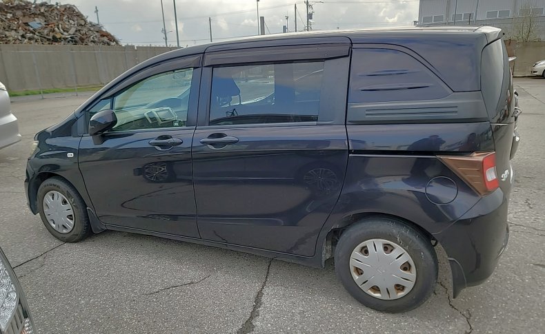 HONDA FREED SPIKE G Just Selection 2010