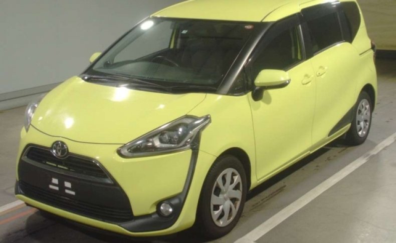 TOYOTA SIENTA X 2015