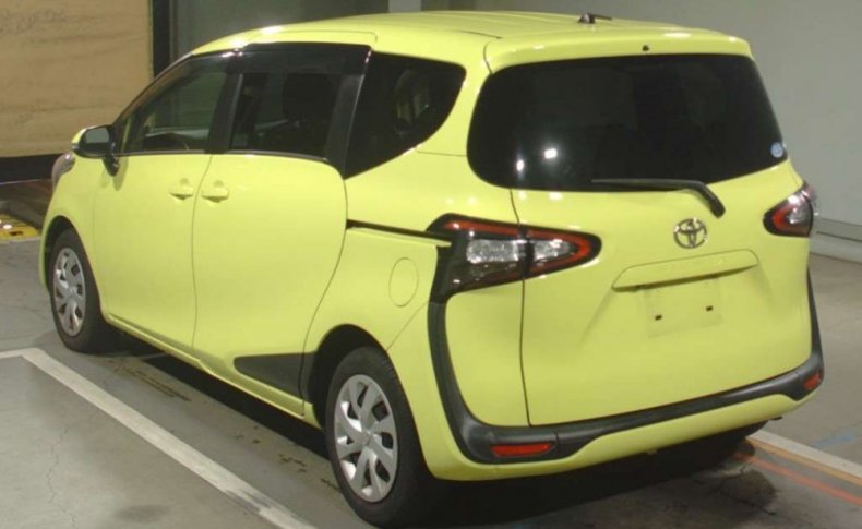 TOYOTA SIENTA X 2015