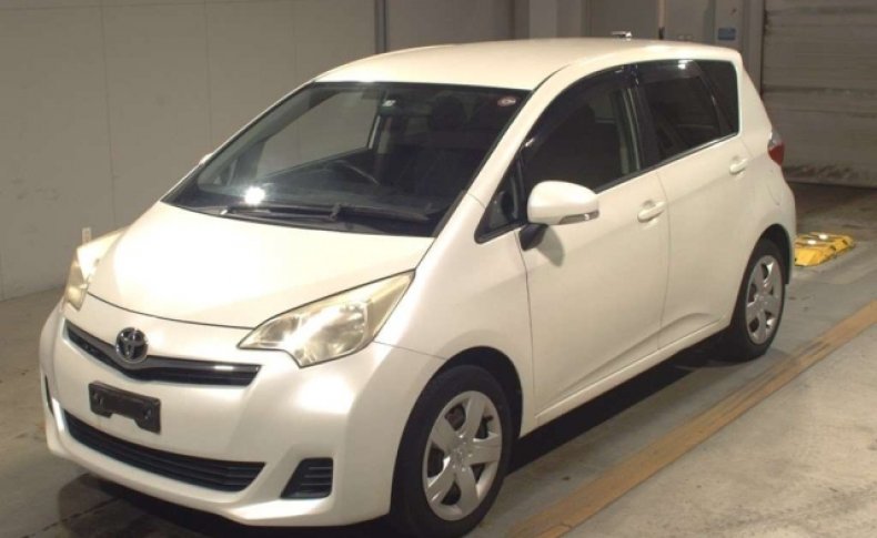 TOYOTA RACTIS X 2011