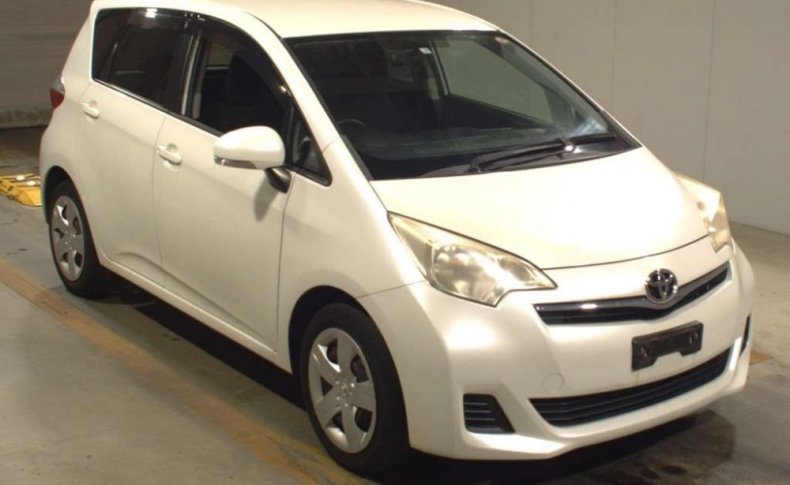 TOYOTA RACTIS X 2011