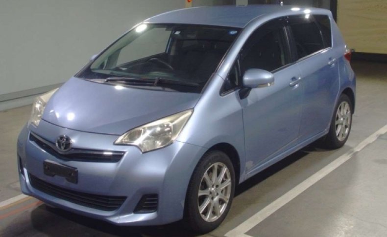 TOYOTA RACTIS X 2011