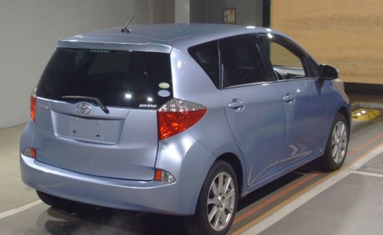 TOYOTA RACTIS X 2011