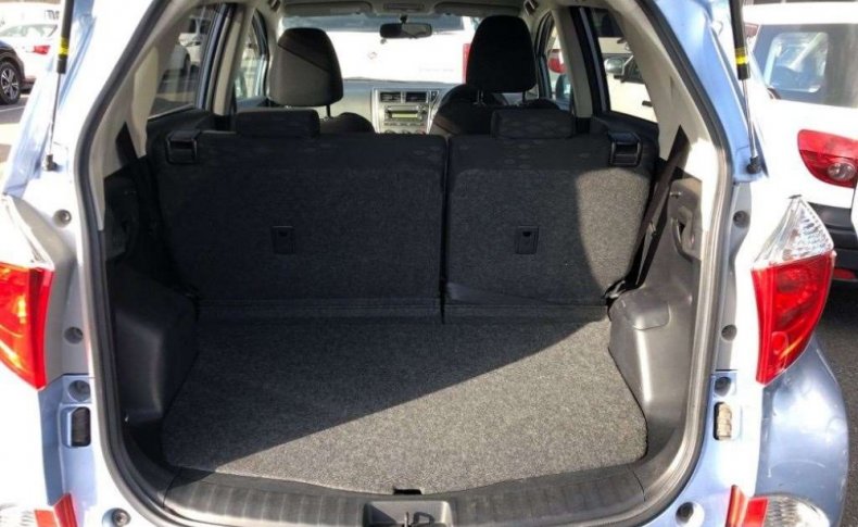 TOYOTA RACTIS X 2011