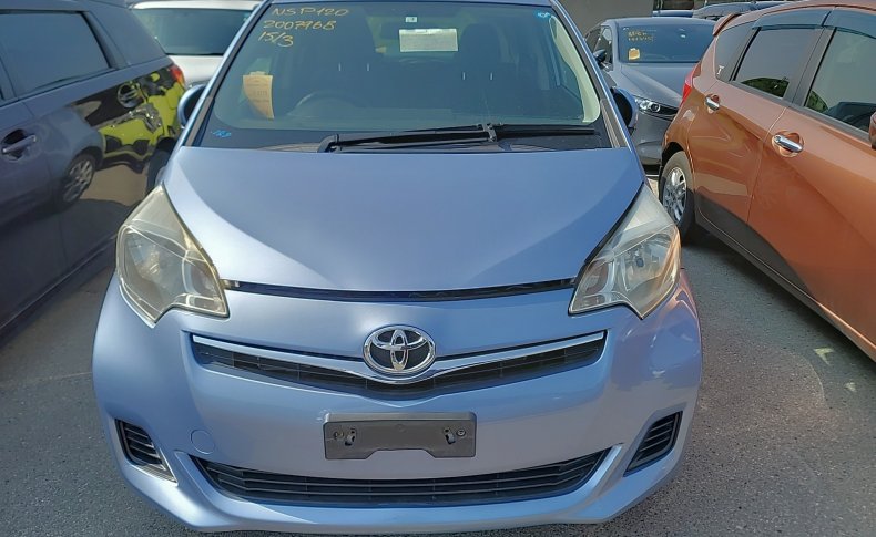 TOYOTA RACTIS X 2011