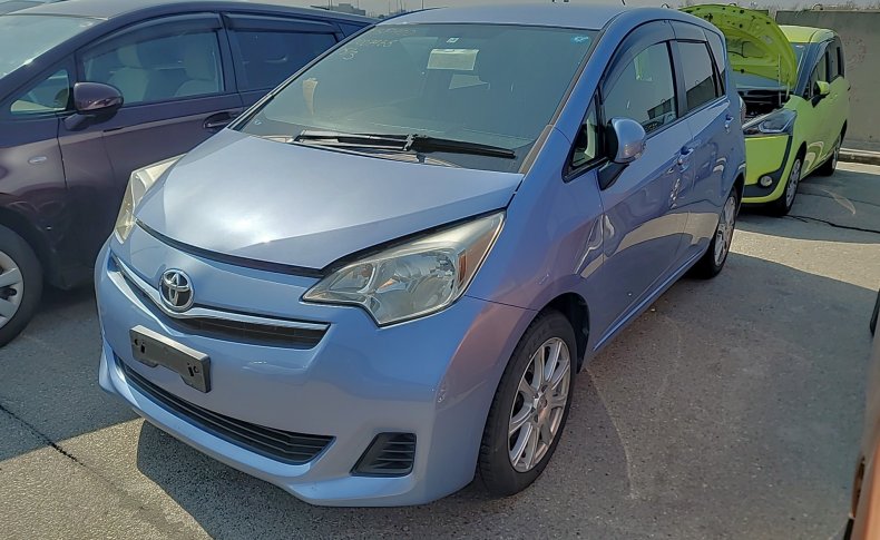 TOYOTA RACTIS X 2011