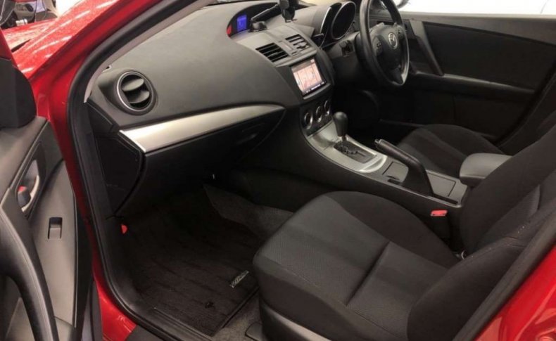 MAZDA AXELA 15C 2011