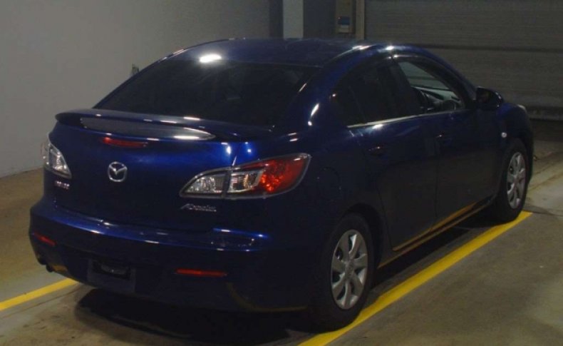MAZDA AXELA 15C 2011