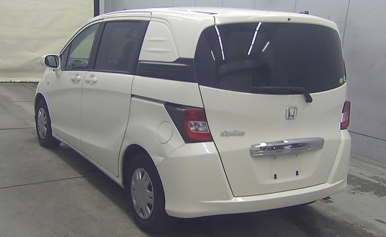 HONDA FREED SPIKE G Just Selection 2011