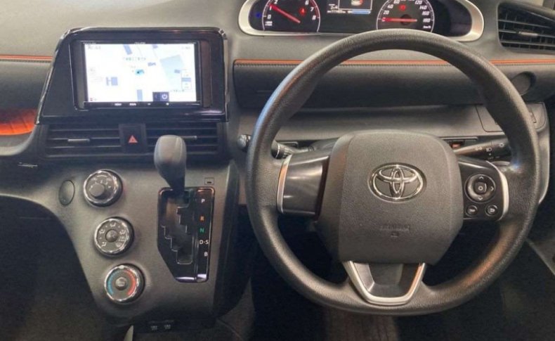 TOYOTA SIENTA X 4WD 2020