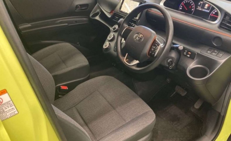 TOYOTA SIENTA X 4WD 2020