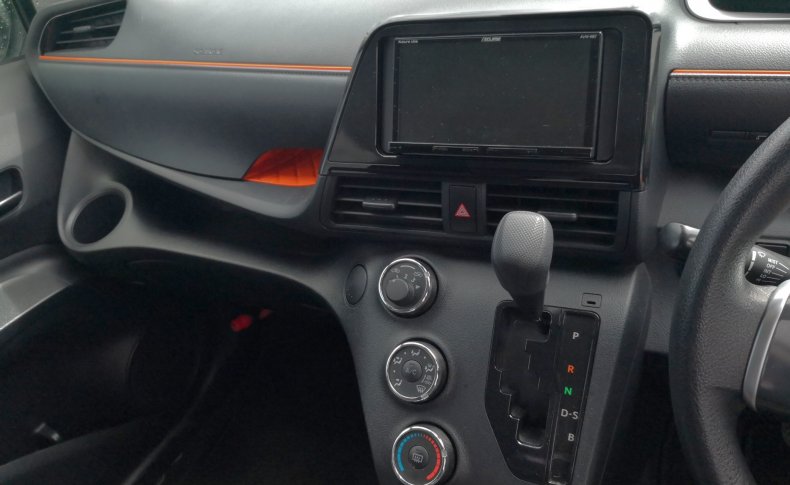 TOYOTA SIENTA X 4WD 2020