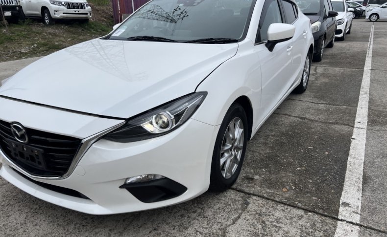 MAZDA AXELA 15S HID HIGH INTENSITY PKG 2015
