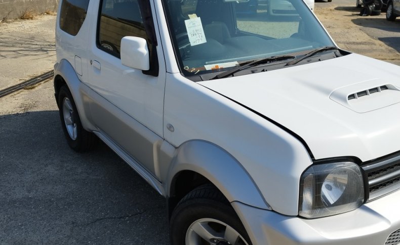 SUZUKI JIMNY SIERRA BASE GRADE 4WD 2012