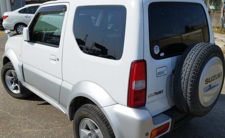 SUZUKI JIMNY SIERRA BASE GRADE 4WD 2012