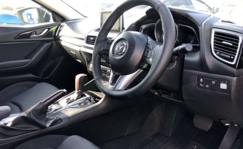 MAZDA AXELA 15S Touring 2016