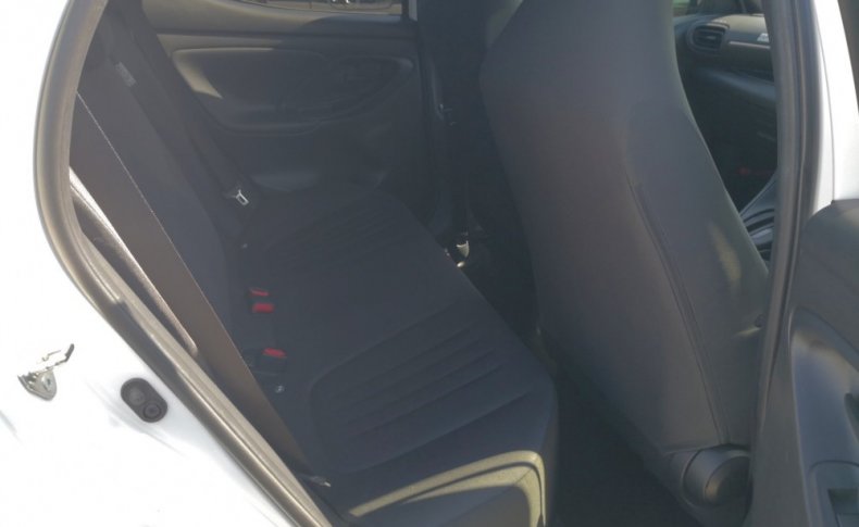 TOYOTA YARIS X 2020