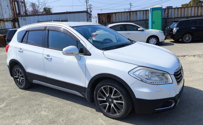 SUZUKI SX-4 S-Cross Screen To 2016