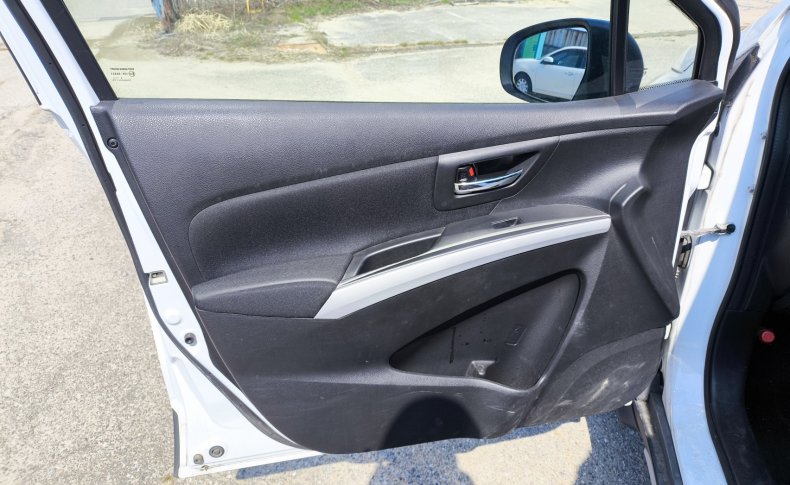 SUZUKI SX-4 S-Cross Screen To 2016