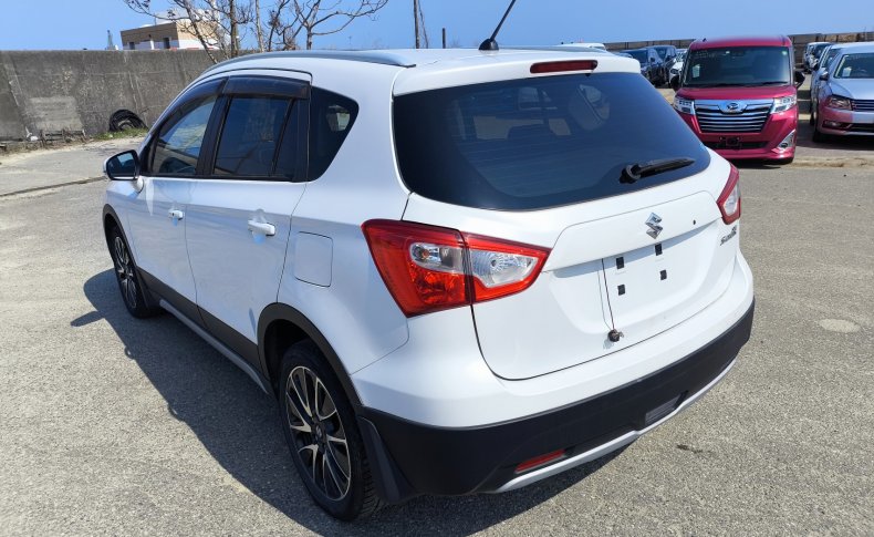 SUZUKI SX-4 S-Cross Screen To 2016