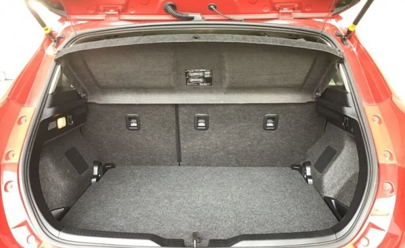 TOYOTA AURIS 150X S Package 2013