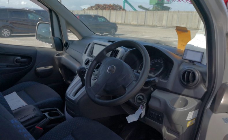 NISSAN NV200 16X-2R 2013