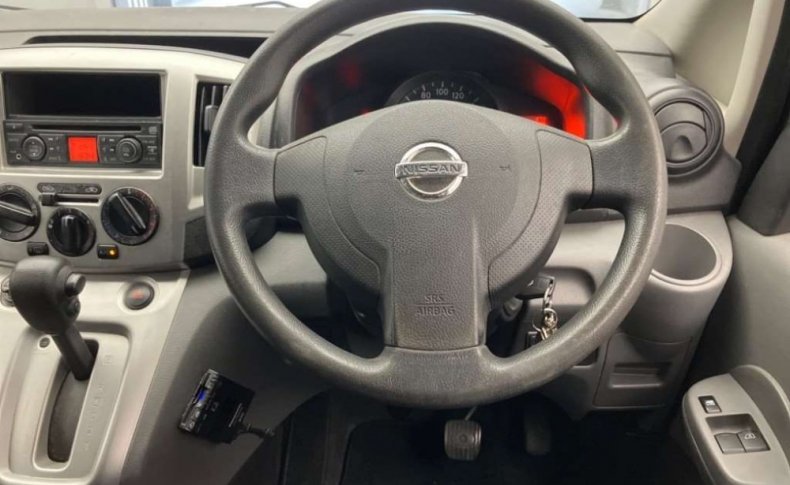 NISSAN NV200 16S 2009