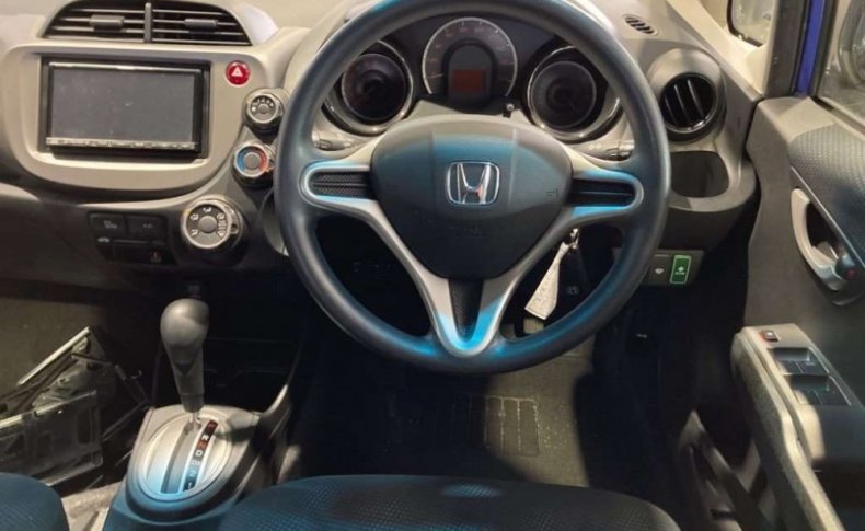 HONDA FIT 13G 4WD 2013